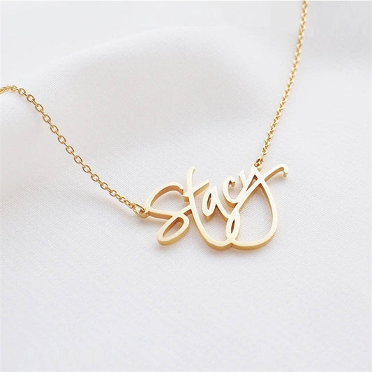 Name Necklace Stacy